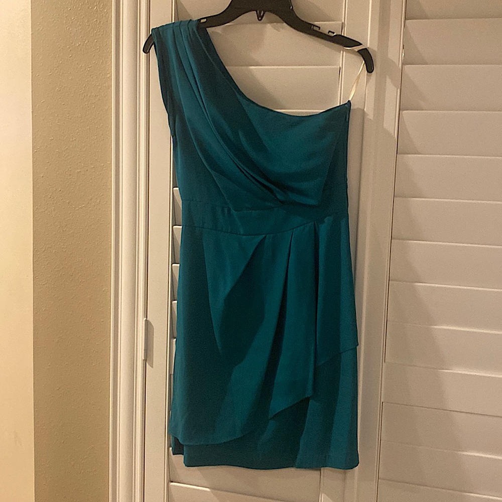 BCBG dress size 4